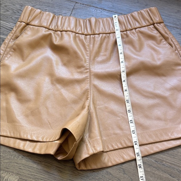 Maison Cinqcent | Tan Faux Leather Shorts Size Medium - Picture 6 of 10